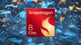 Qualcomm Snapdragon 8 Elite chipset with advanced Oryon CPU and Adreno GPU, highlighting performance and AI capabilities.