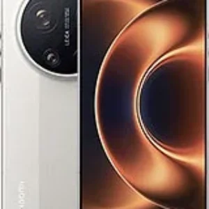 Xiaomi 17 Ultra smartphone product photo